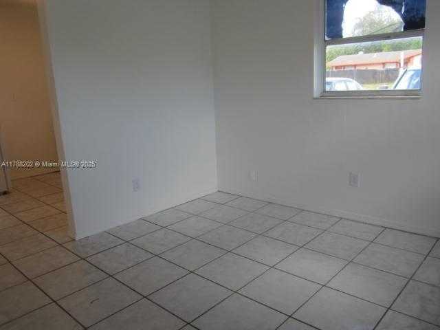Small Image of Pompano Beach Number 7