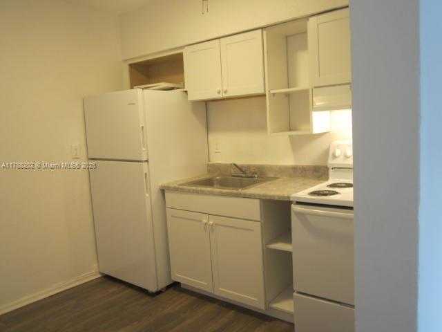 Small Image of Pompano Beach Number 8