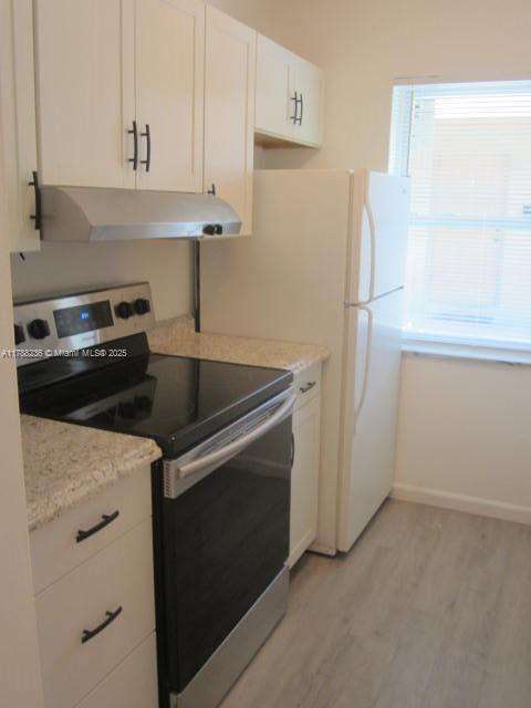 Small Image of Pompano Beach Number 30