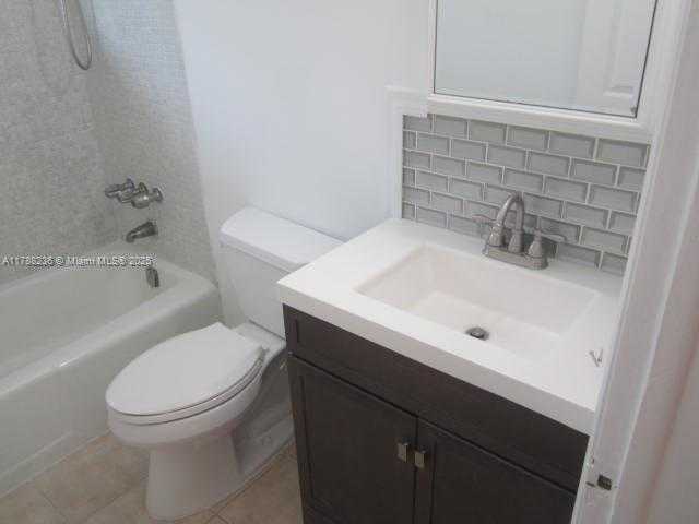 Small Image of Pompano Beach Number 66