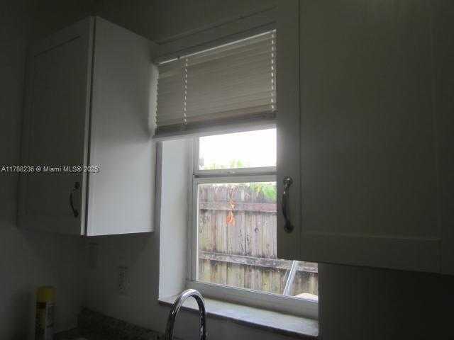 Small Image of Pompano Beach Number 73