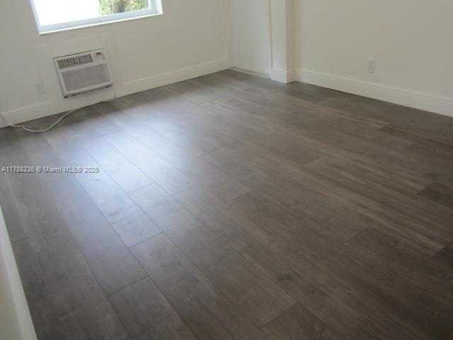 Small Image of Pompano Beach Number 79