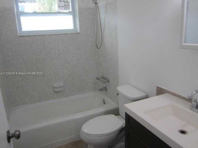 Small Image of Pompano Beach Number 92