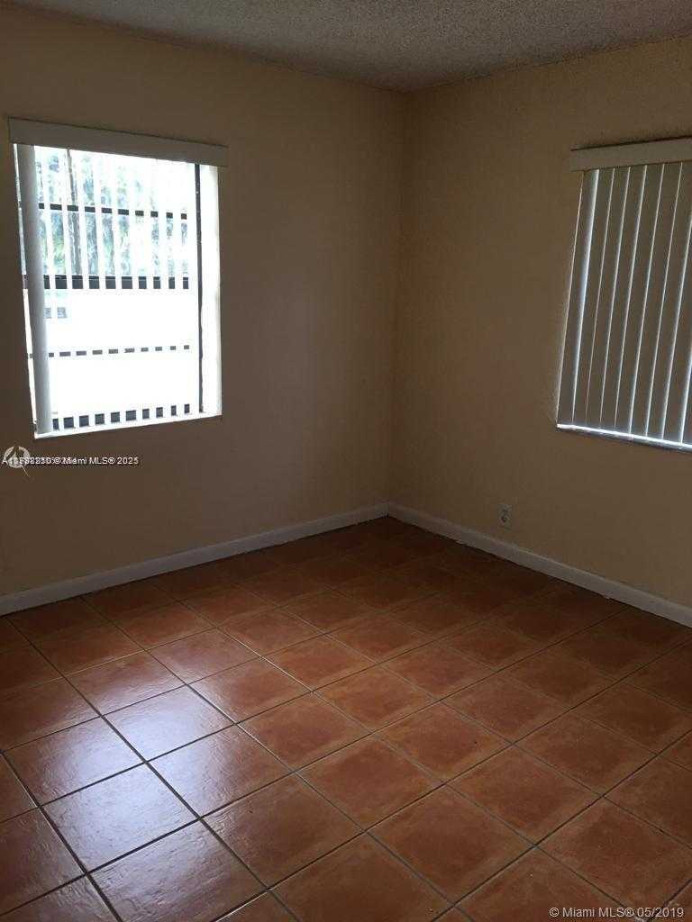 Small Image of 417 SOUTH WEST 3RD ST #2, Hallandale Beach Number 11