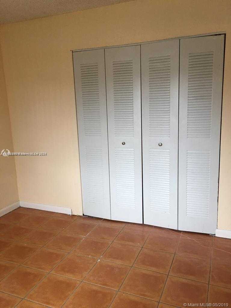 Small Image of 417 SOUTH WEST 3RD ST #2, Hallandale Beach Number 13
