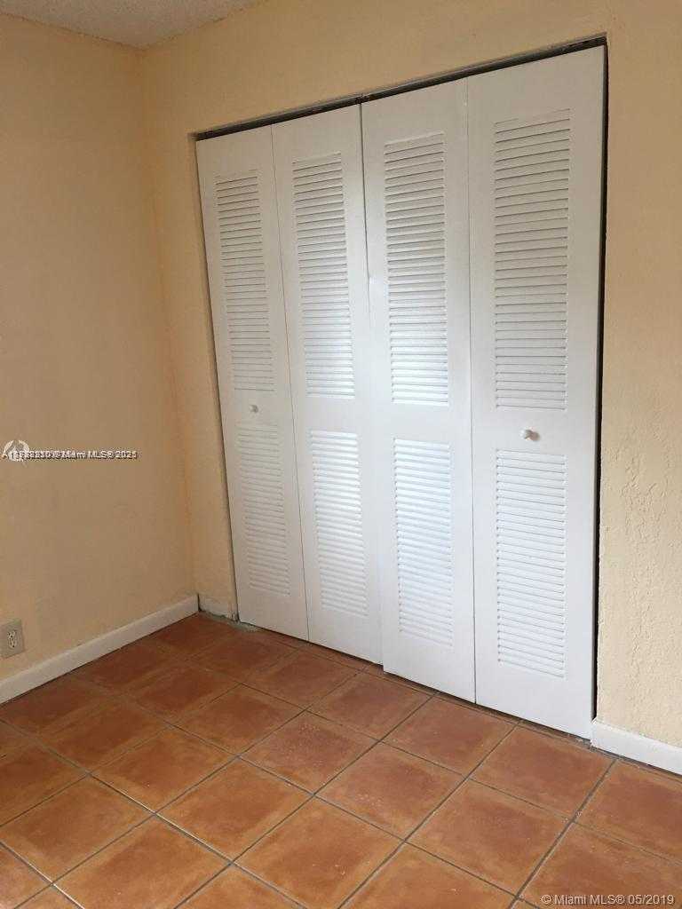 Small Image of 417 SOUTH WEST 3RD ST #2, Hallandale Beach Number 18