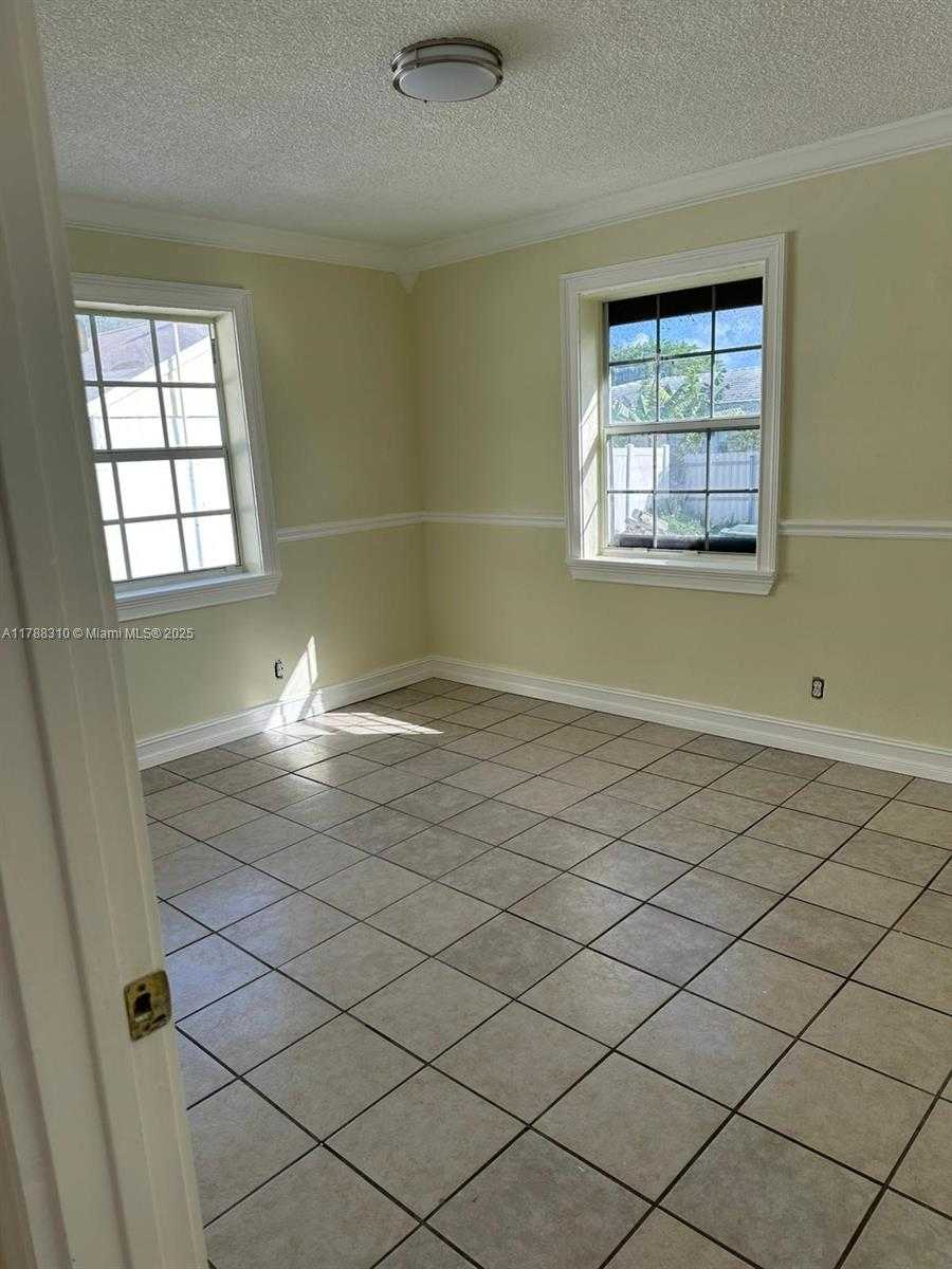 Small Image of 417 SOUTH WEST 3RD ST #2, Hallandale Beach Number 26