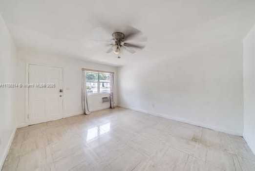Small Image of 1350 NORTH EAST 149TH ST, Miami Number 17