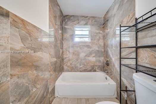 Small Image of 1350 NORTH EAST 149TH ST, Miami Number 26