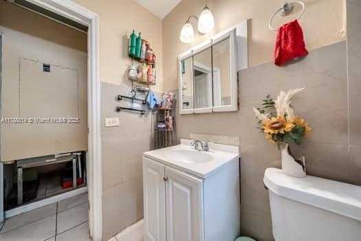Small Image of 1350 NORTH EAST 149TH ST, Miami Number 30