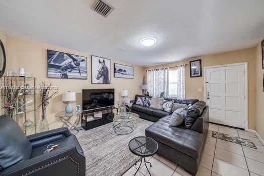 Small Image of 1350 NORTH EAST 149TH ST, Miami Number 57