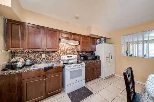 Small Image of 1350 NORTH EAST 149TH ST, Miami Number 58