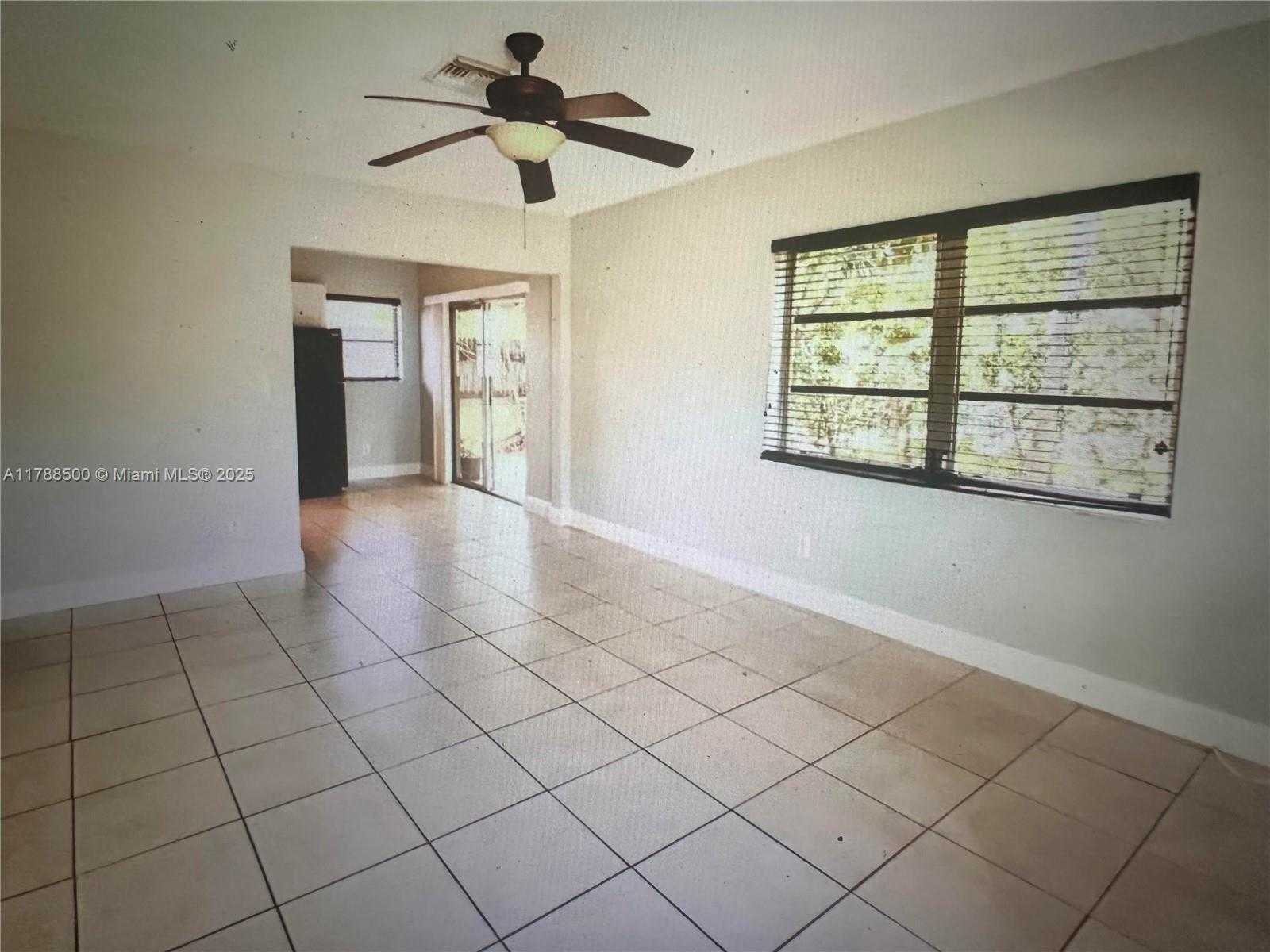 Small Image of 2641 SOUTH WEST 13TH AVE, Fort Lauderdale Number 11