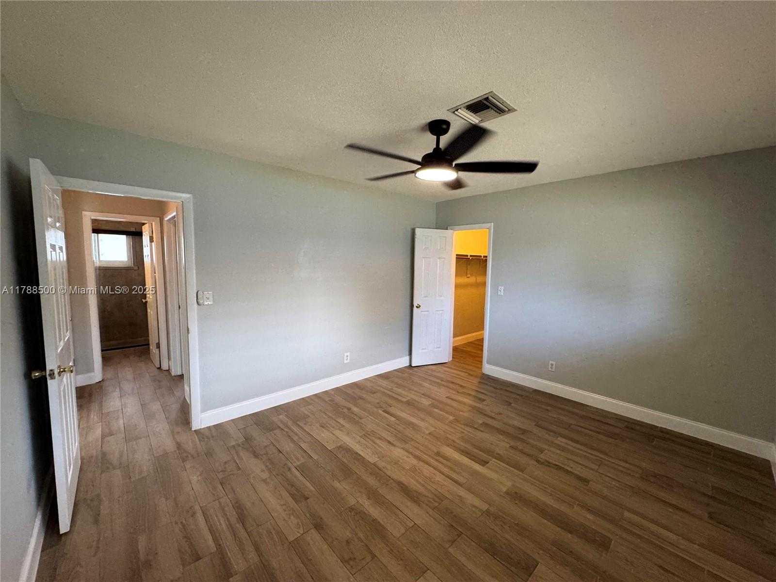 Small Image of 2641 SOUTH WEST 13TH AVE, Fort Lauderdale Number 29