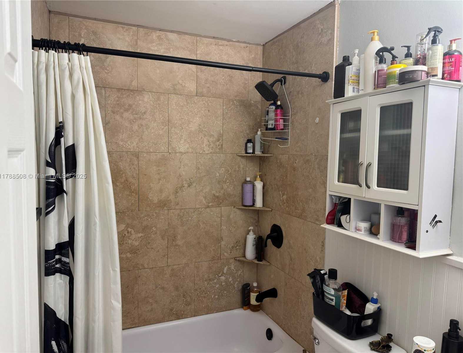 Small Image of 2631 SOUTH WEST 13TH AVE, Fort Lauderdale Number 13