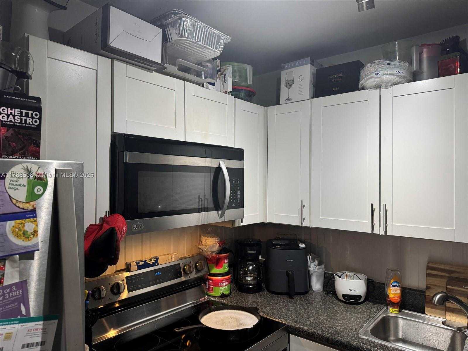 Small Image of 2631 SOUTH WEST 13TH AVE, Fort Lauderdale Number 15