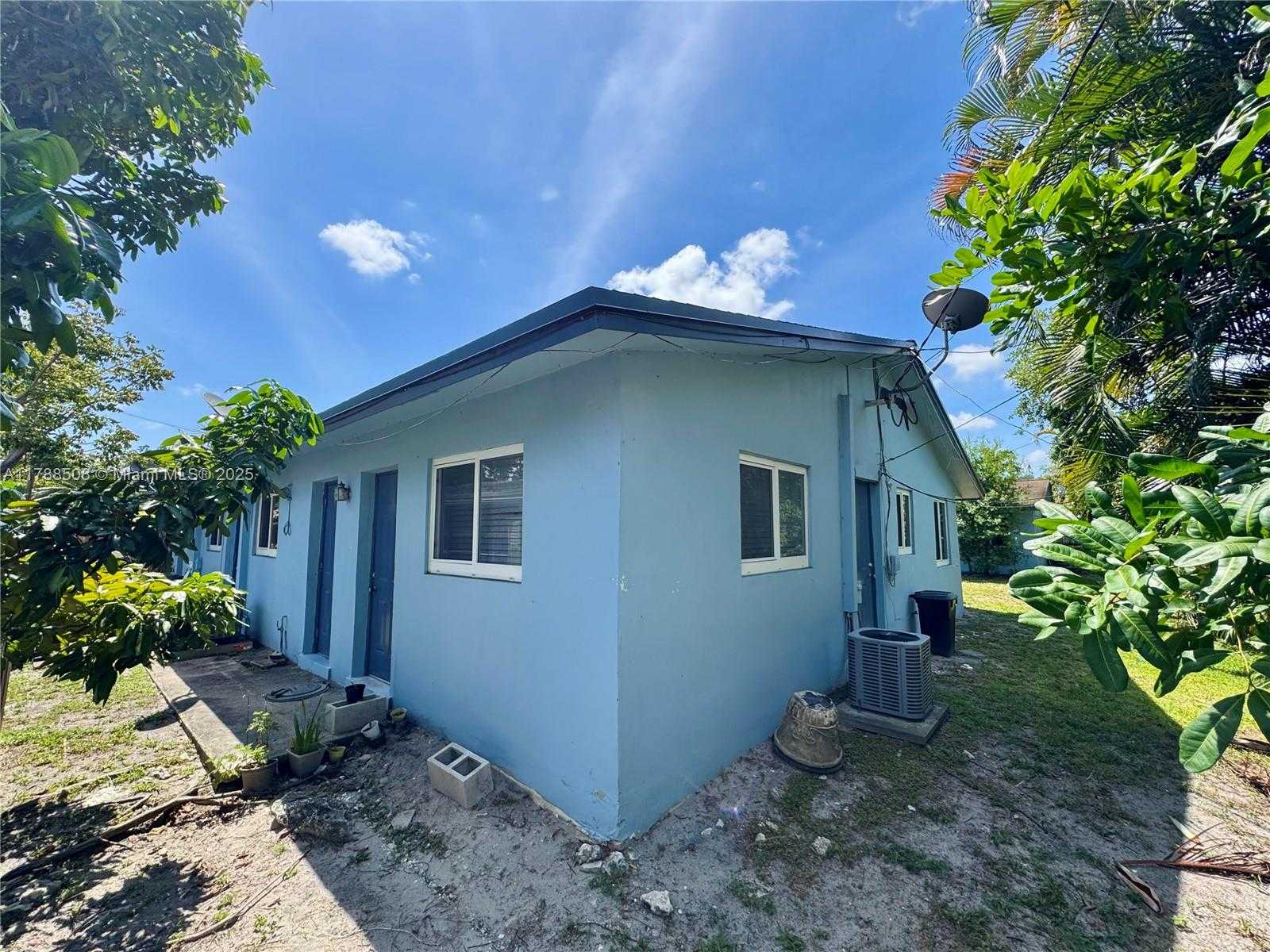 Small Image of 2631 SOUTH WEST 13TH AVE, Fort Lauderdale Number 21