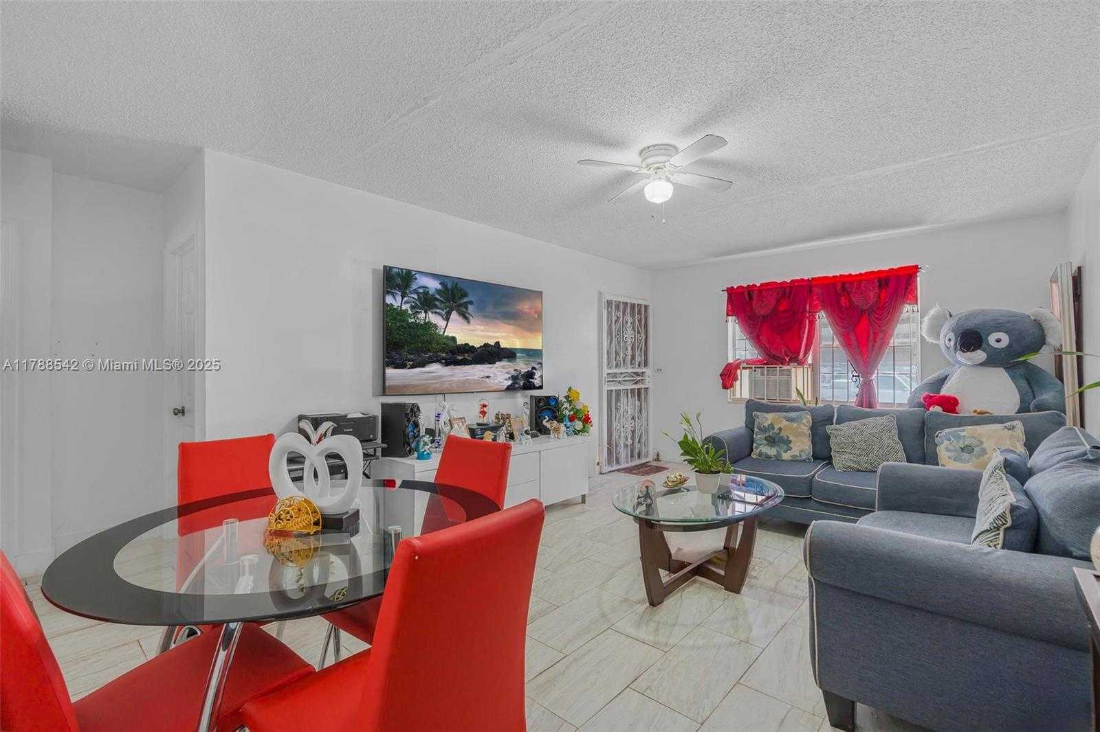 Small Image of 14600 NORTH EAST 14TH AVE, Miami Number 7