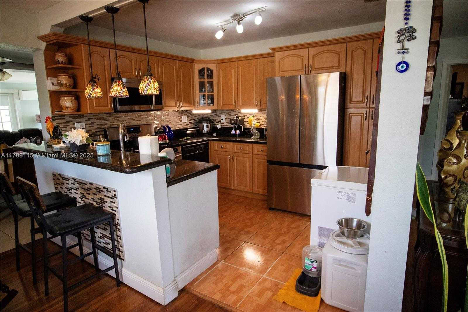 Small Image of 1205 SOUTH WEST 76TH AVE #2, Miami Number 12
