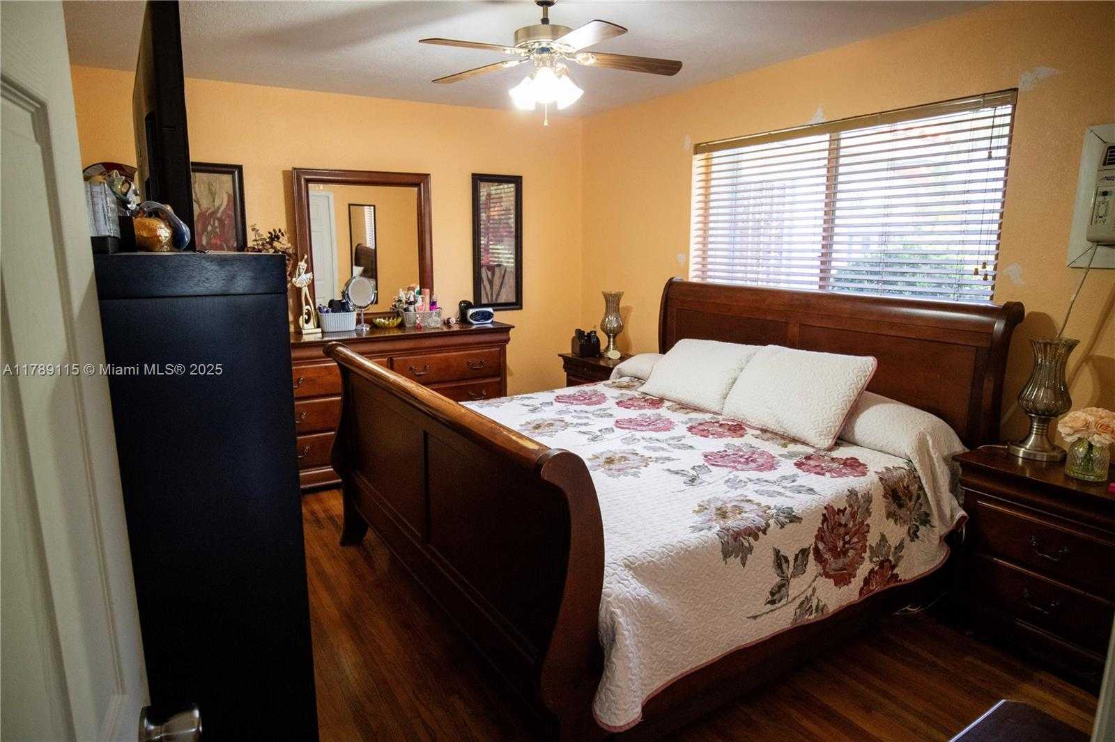 Small Image of 1205 SOUTH WEST 76TH AVE #2, Miami Number 14