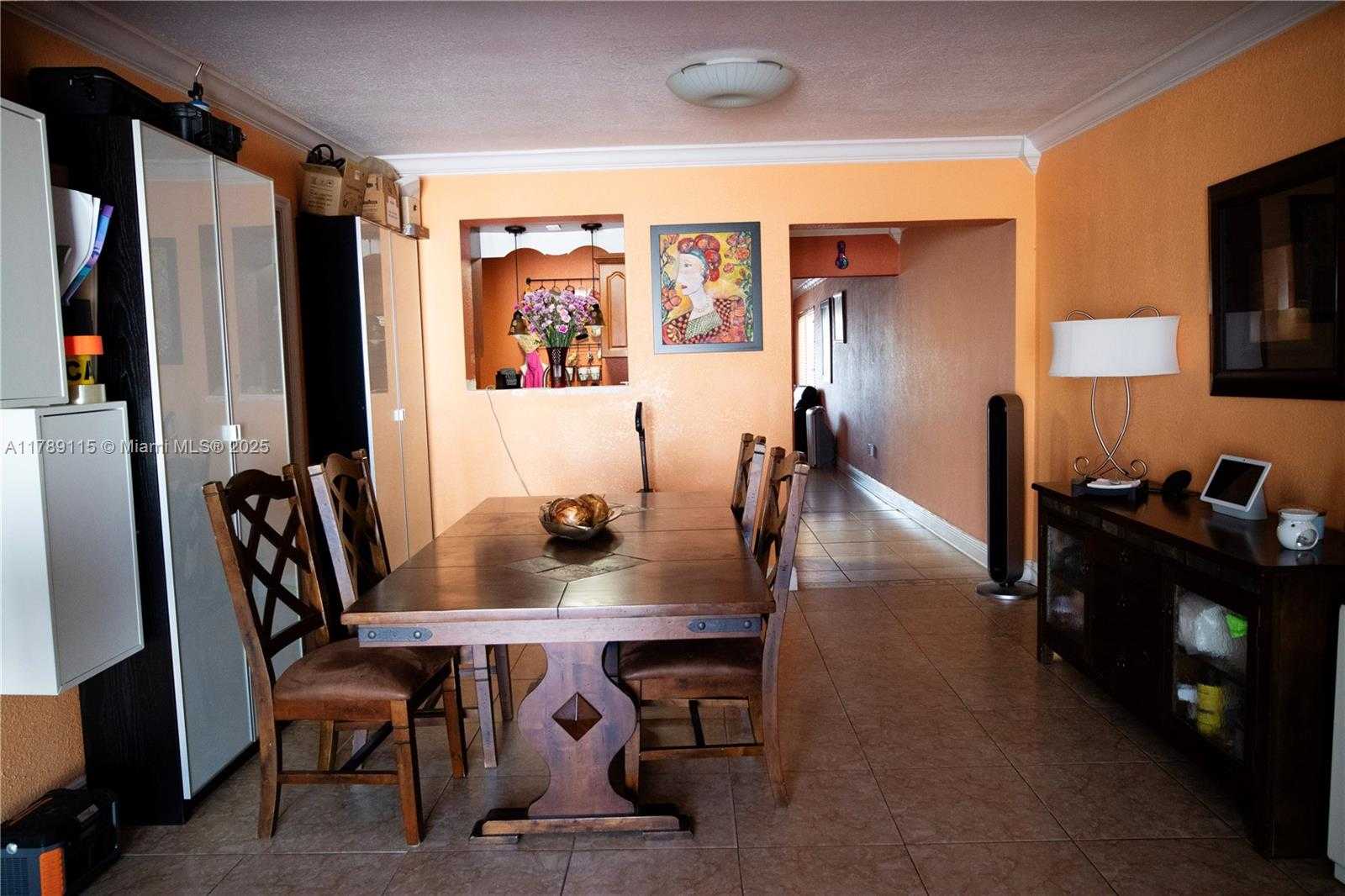 Small Image of 1205 SOUTH WEST 76TH AVE #2, Miami Number 4