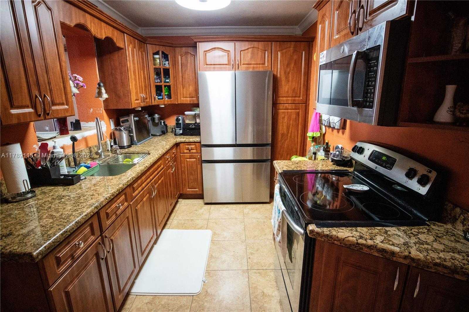 Small Image of 1205 SOUTH WEST 76TH AVE #2, Miami Number 5