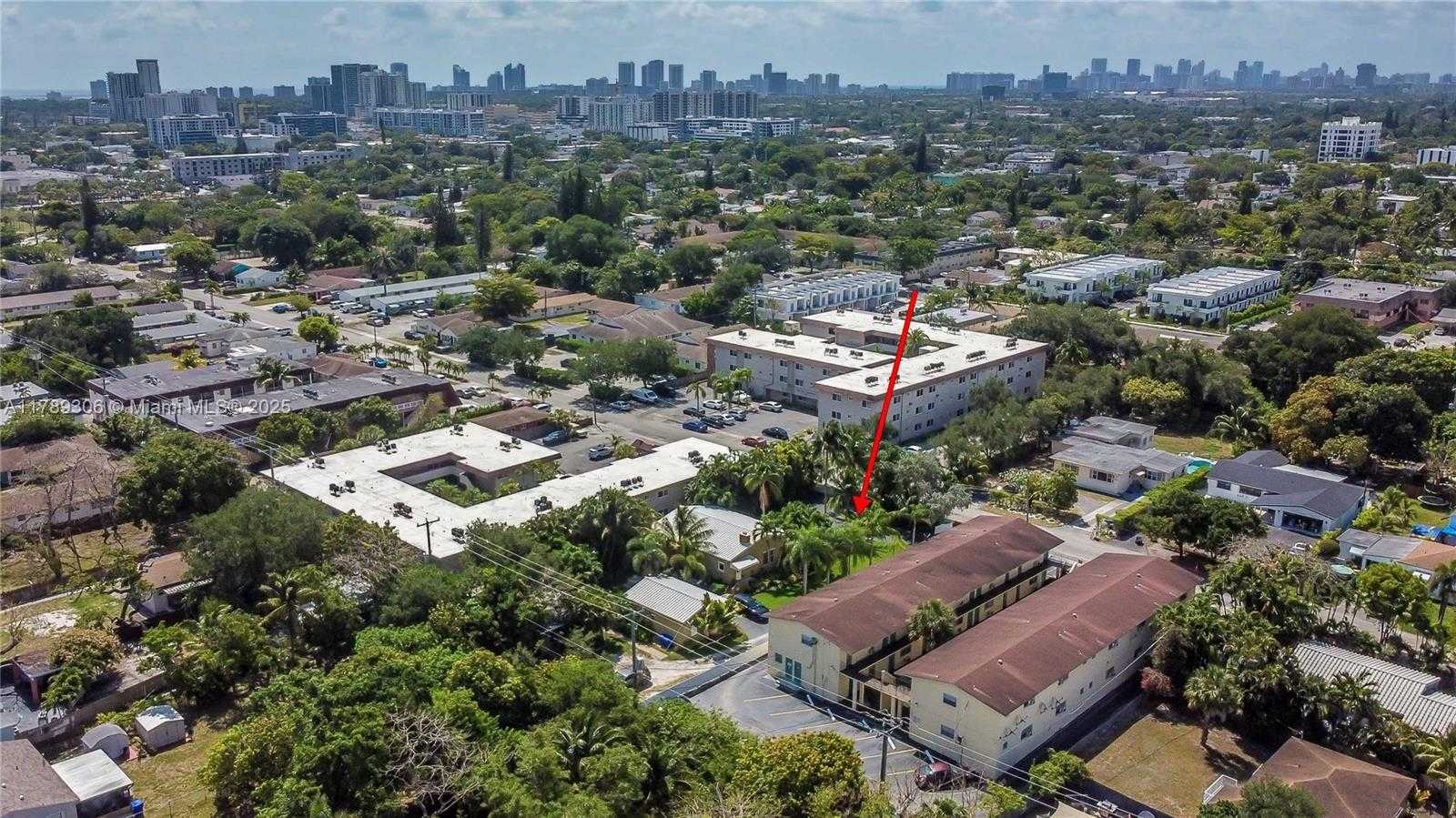 Small Image of 2535 LINCOLN ST, Hollywood Number 50