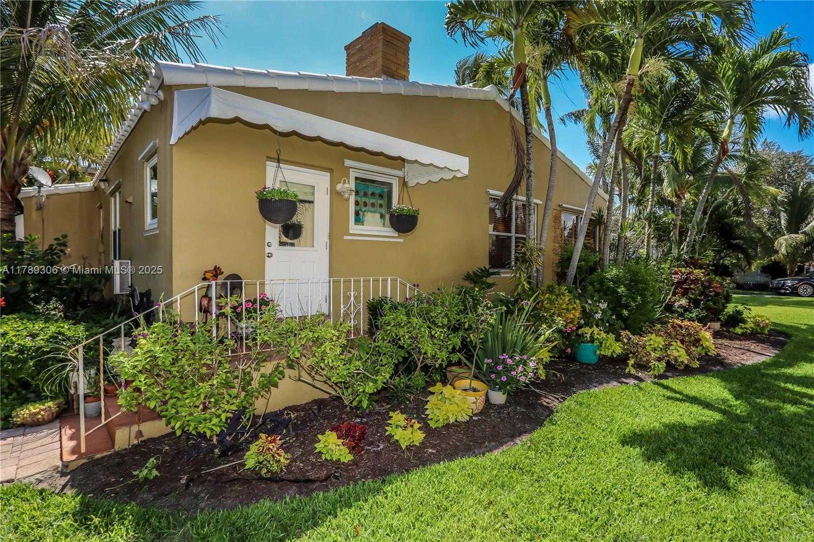 Small Image of 2535 LINCOLN ST, Hollywood Number 67