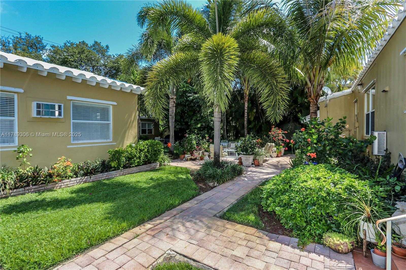 Small Image of 2535 LINCOLN ST, Hollywood Number 69