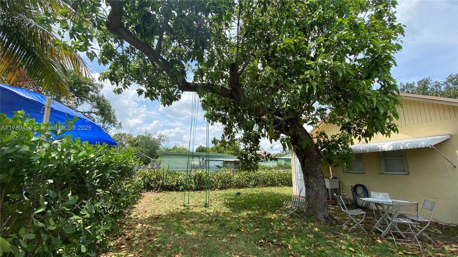 Small Image of 3058 NORTH WEST 61ST ST #2, Miami Number 17