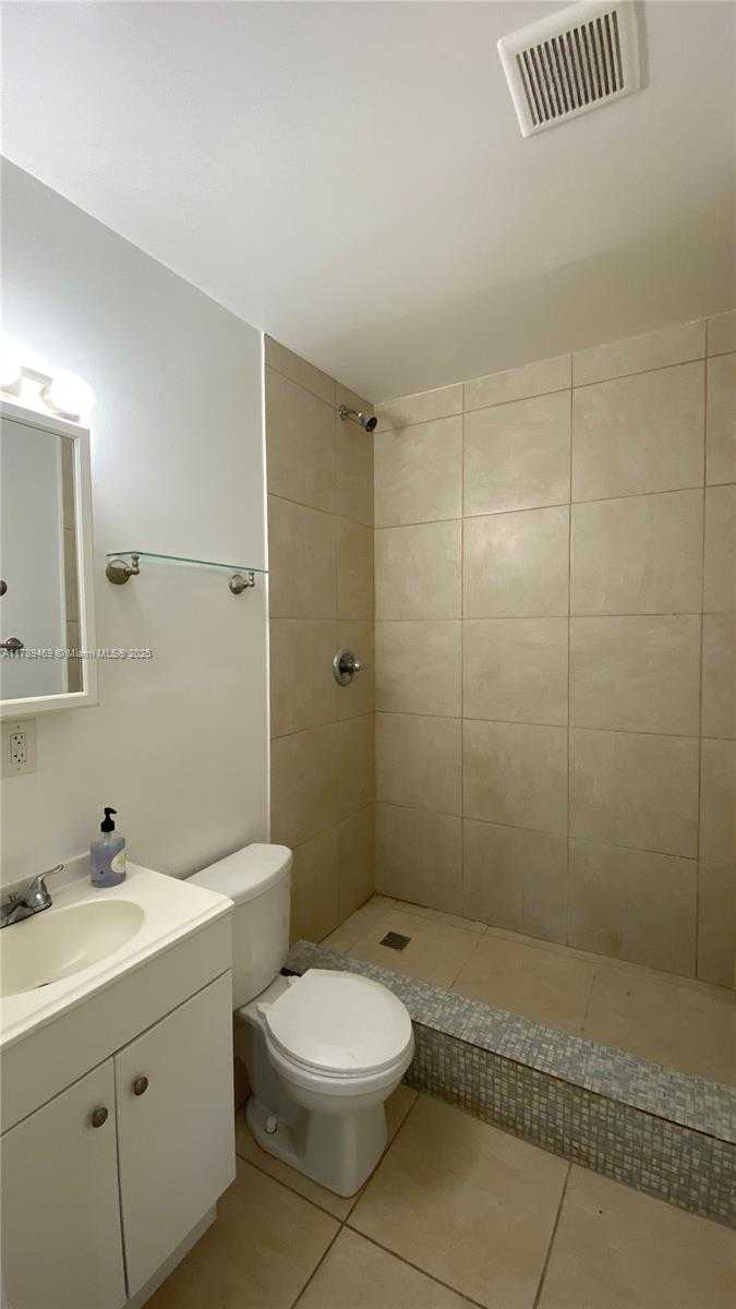 Small Image of 3058 NORTH WEST 61ST ST #2, Miami Number 6