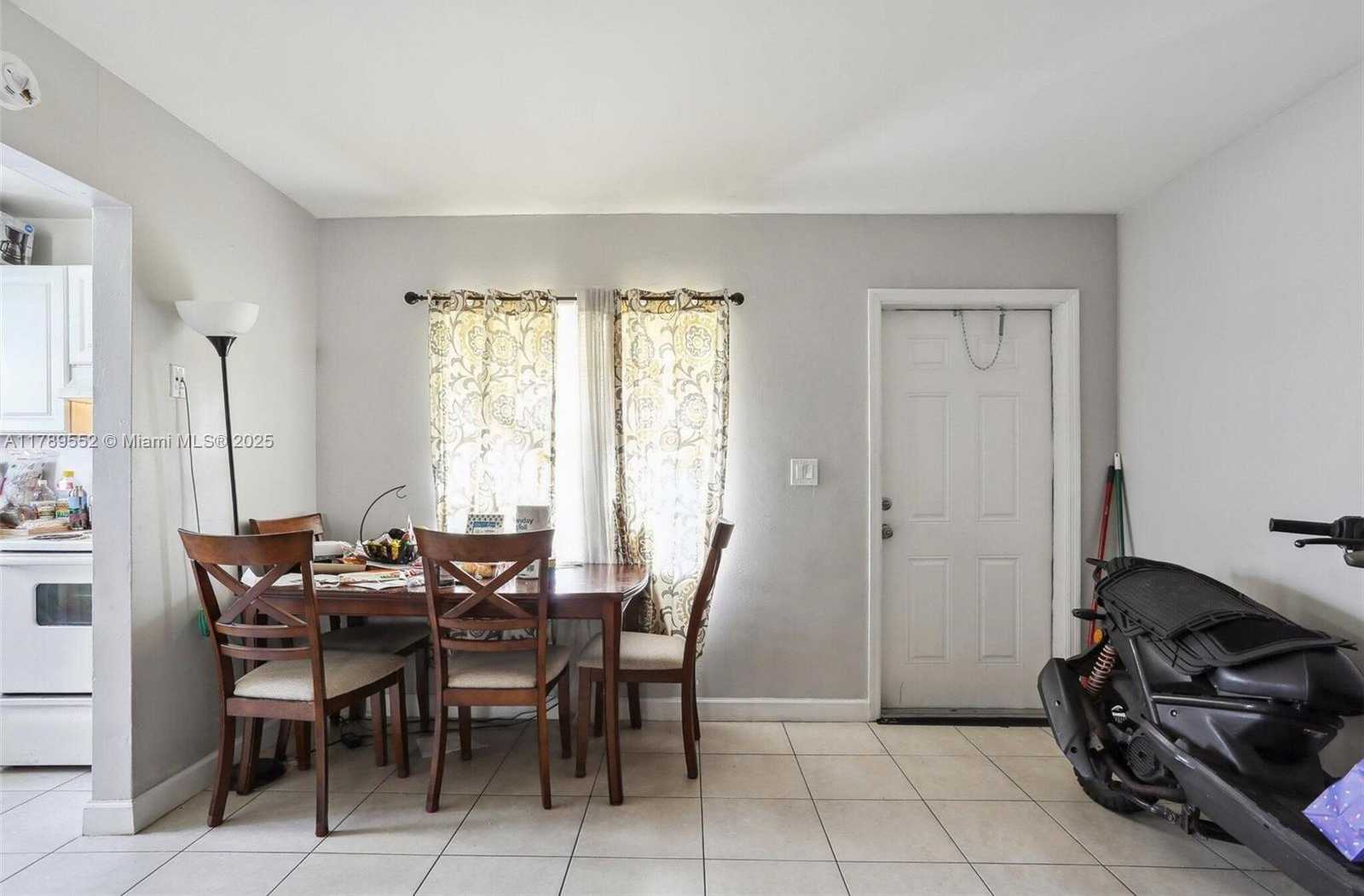 Small Image of 231 SOUTH WEST 8TH CT, Pompano Beach Number 14