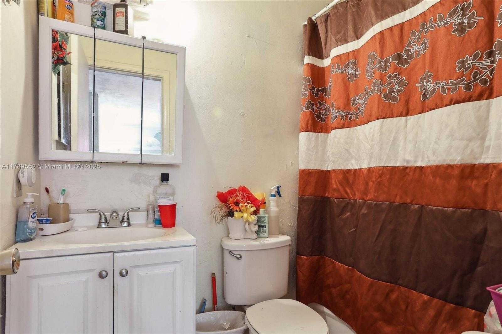Small Image of 231 SOUTH WEST 8TH CT, Pompano Beach Number 25