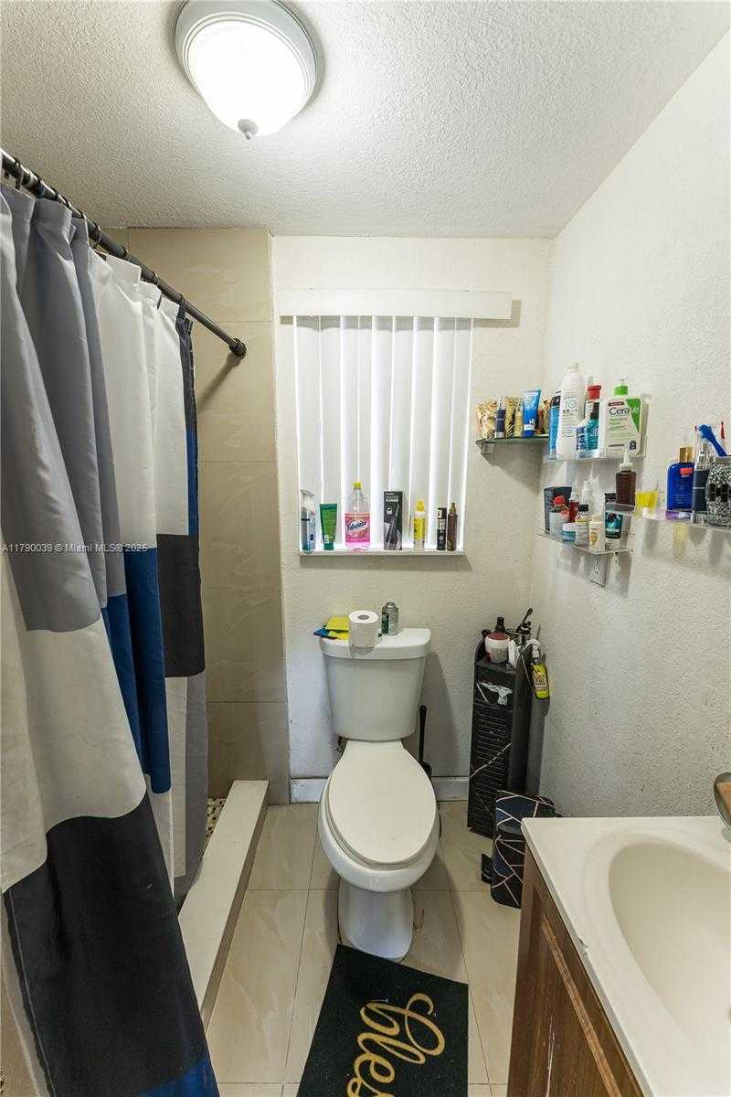 Small Image of 10040 NORTH WEST 8TH AVE #3, Miami Number 10