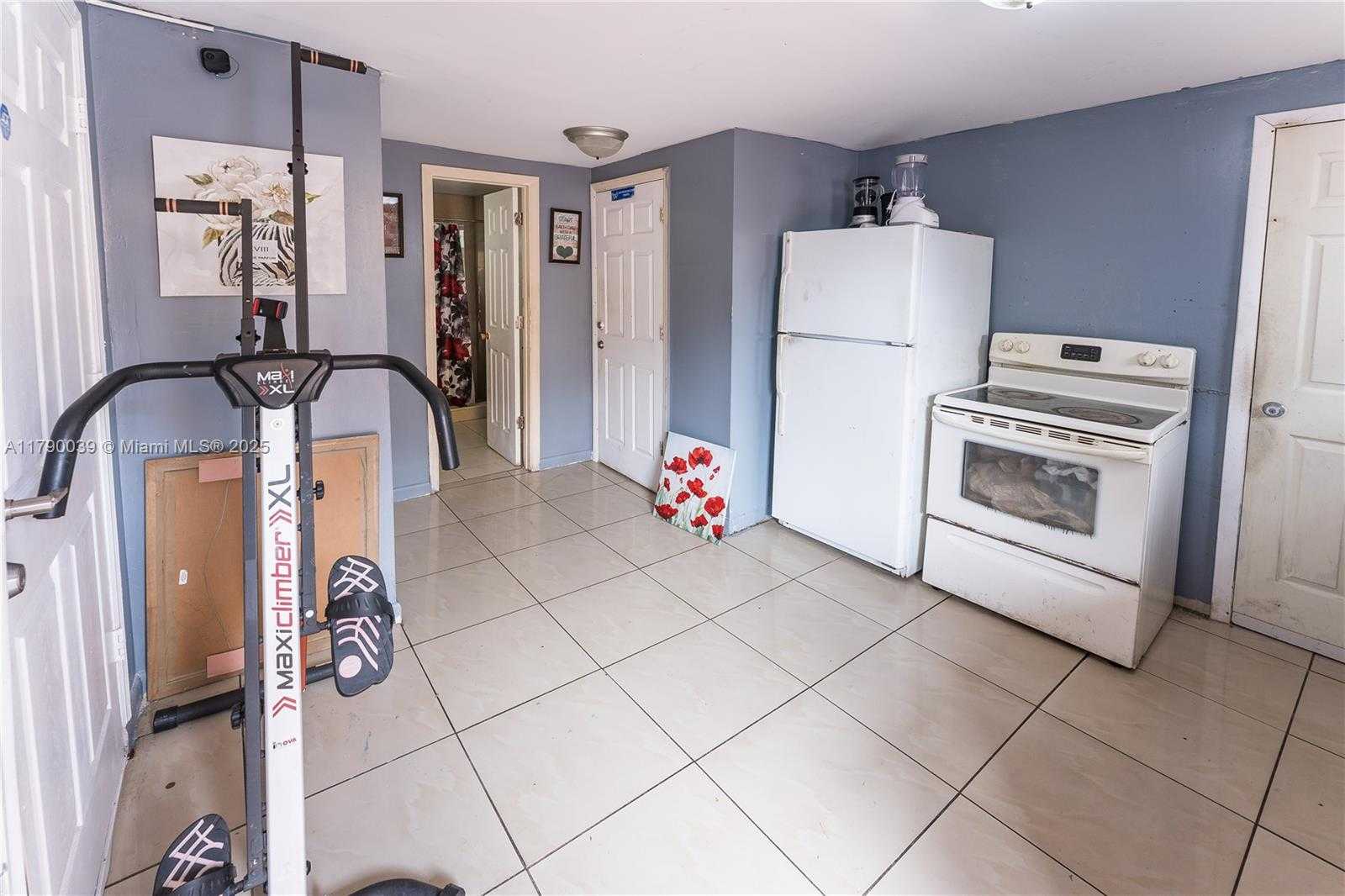 Small Image of 10040 NORTH WEST 8TH AVE #3, Miami Number 13
