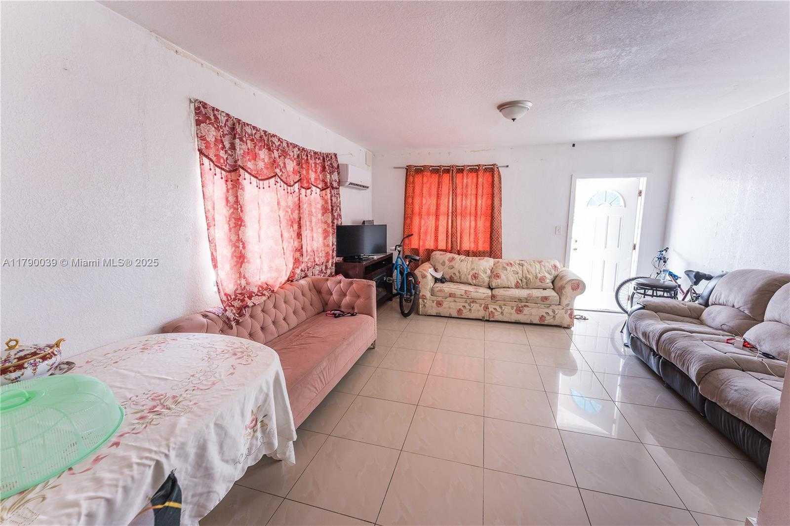 Small Image of 10040 NORTH WEST 8TH AVE #3, Miami Number 2