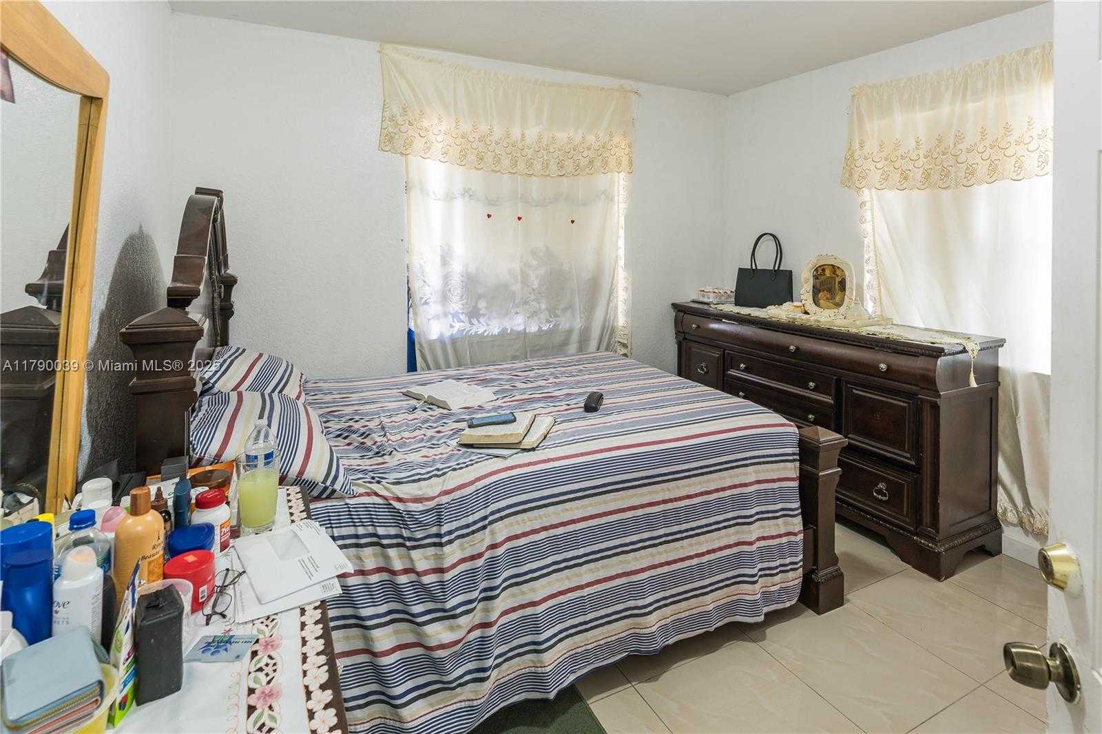 Small Image of 10040 NORTH WEST 8TH AVE #3, Miami Number 5