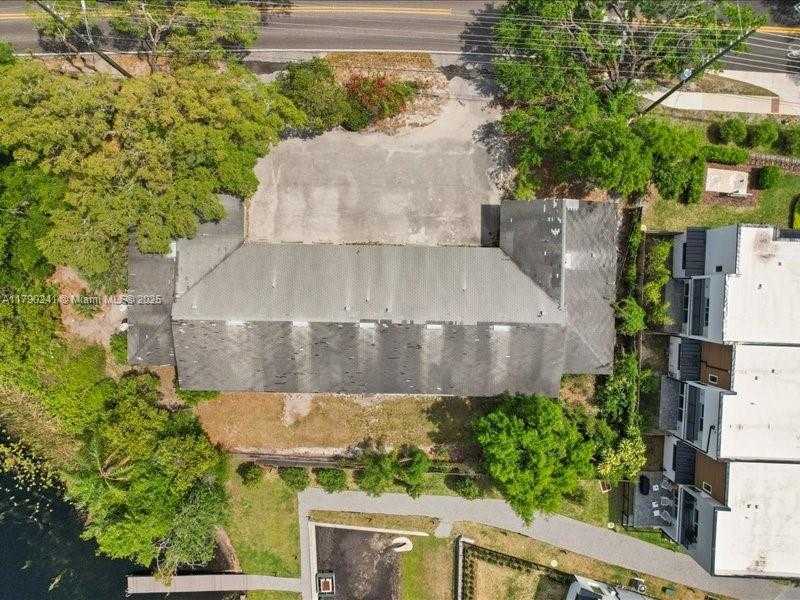 Small Image of 1903 SOUTH LAKEMONT AVE #6, Other City - In The State Of Florida Number 15