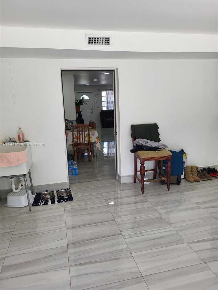 Small Image of 1650 NORTH EAST 147TH ST #3, Miami Number 21