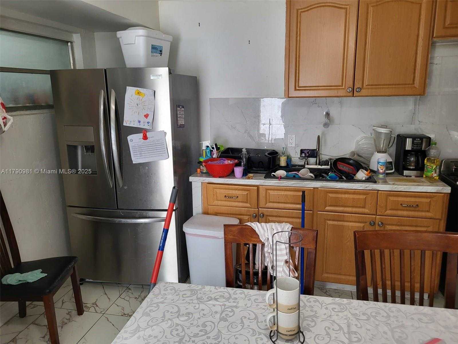 Small Image of 1650 NORTH EAST 147TH ST #3, Miami Number 26