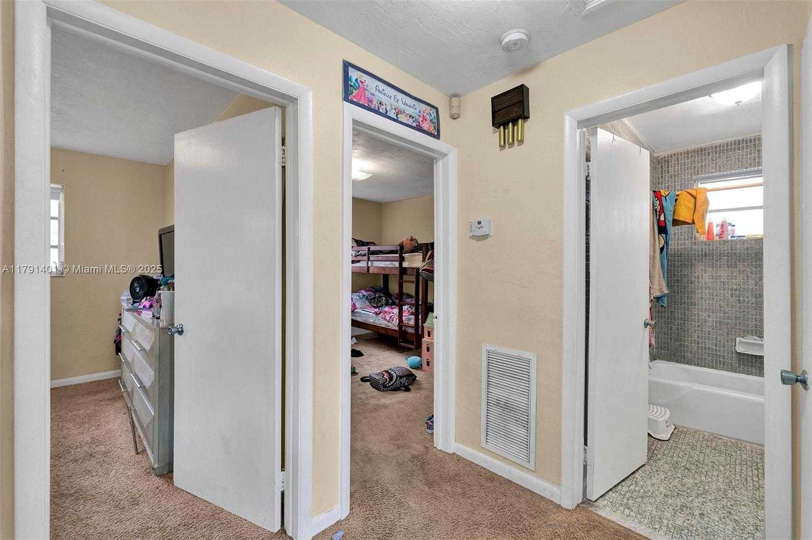 Small Image of 1900 NORTH WEST 88TH ST, Miami Number 13
