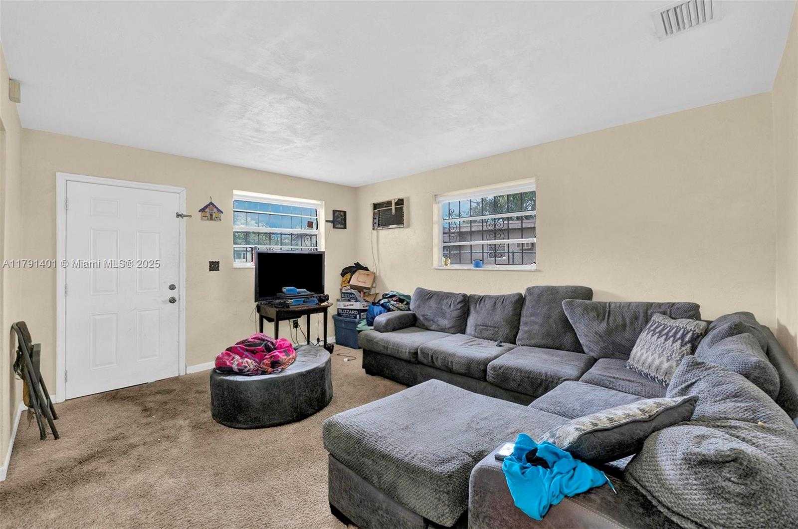 Small Image of 1900 NORTH WEST 88TH ST, Miami Number 14