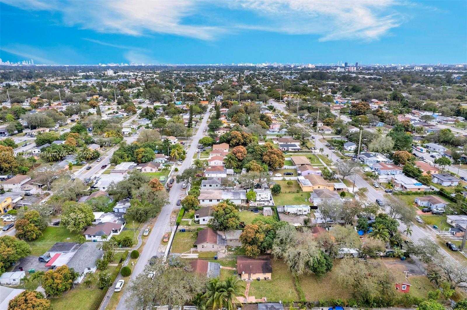 Small Image of 1900 NORTH WEST 88TH ST, Miami Number 29
