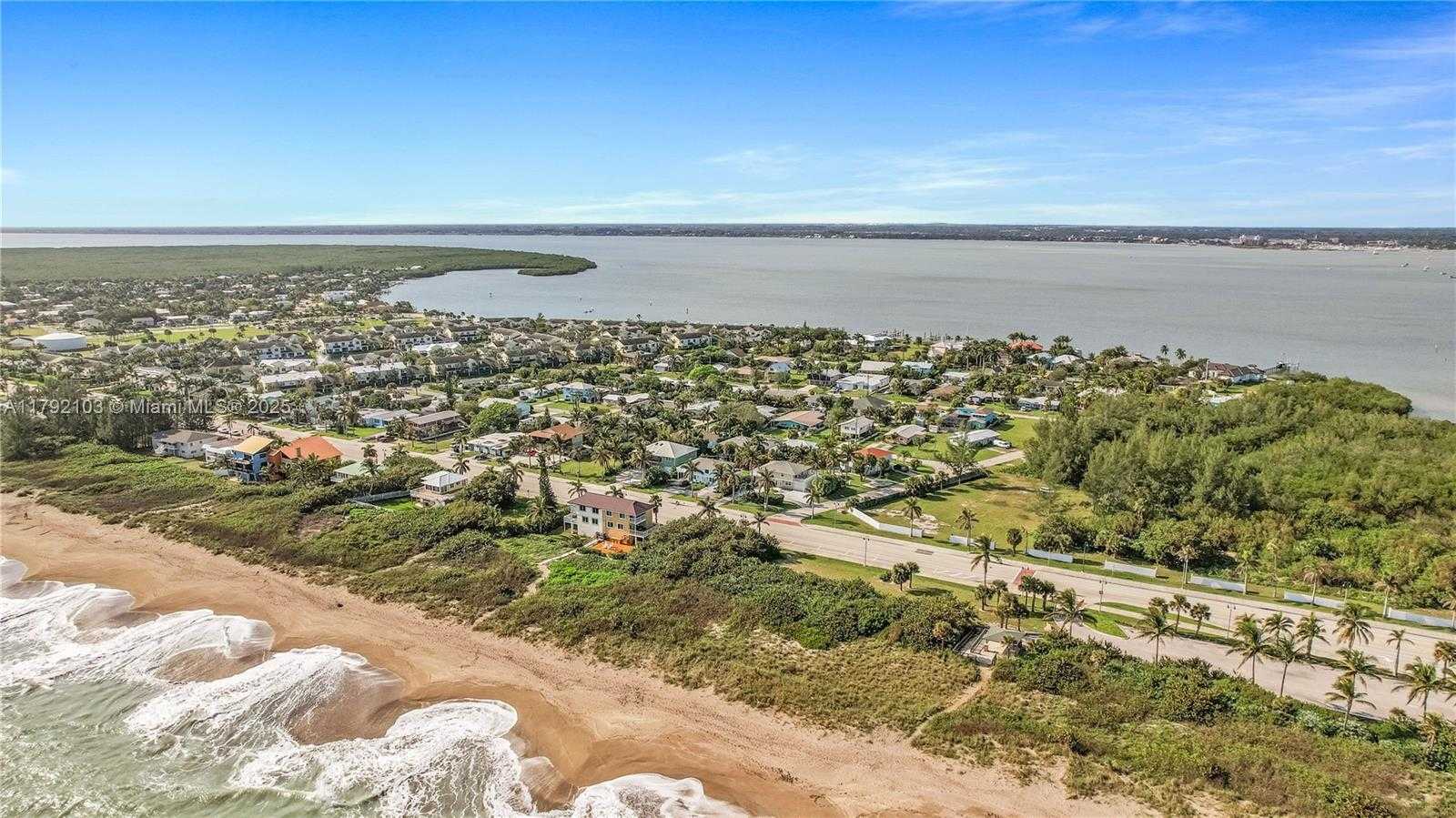 Small Image of 1115 HERNANDO ST #2, Fort Pierce Number 8