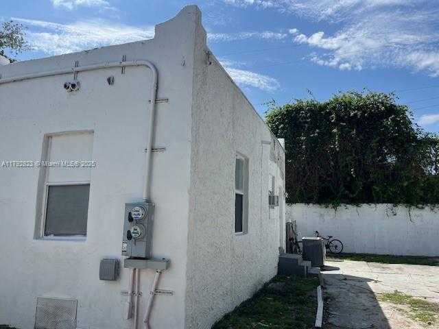 Small Image of 5434 NORTH WEST 5TH AVE, Miami Number 6