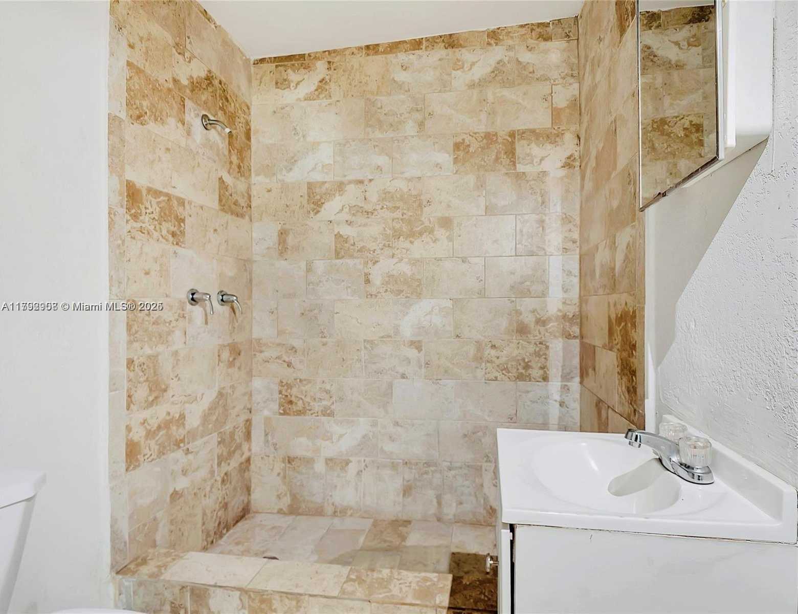 Small Image of 5422 NORTH WEST 5TH AVE, Miami Number 12