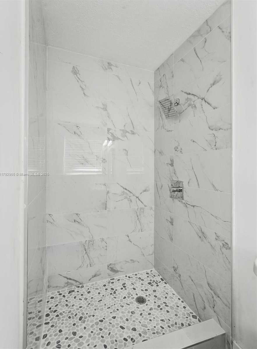 Small Image of 5657 GRANT ST #5, Hollywood Number 20
