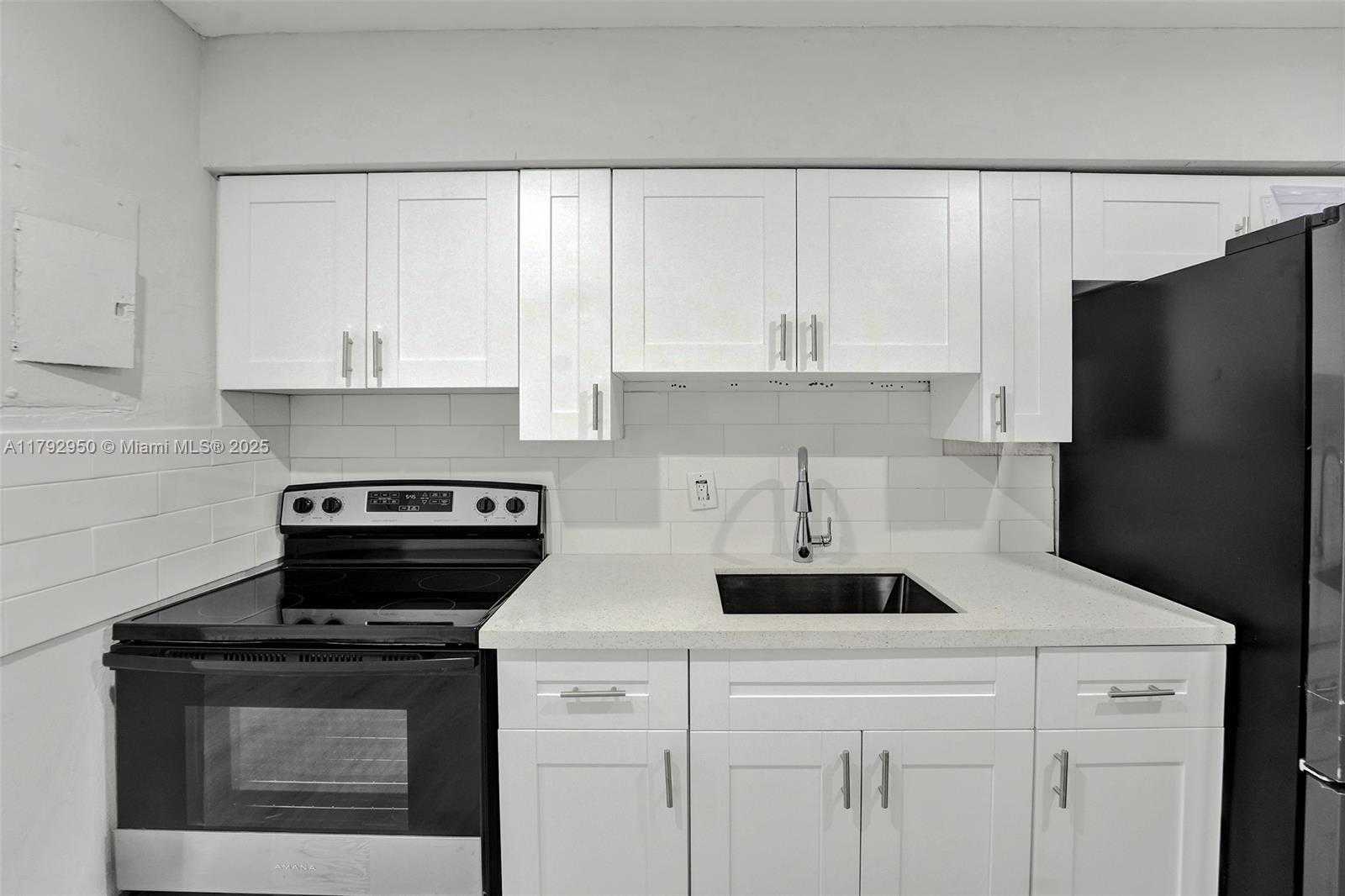 Small Image of 5657 GRANT ST #5, Hollywood Number 36