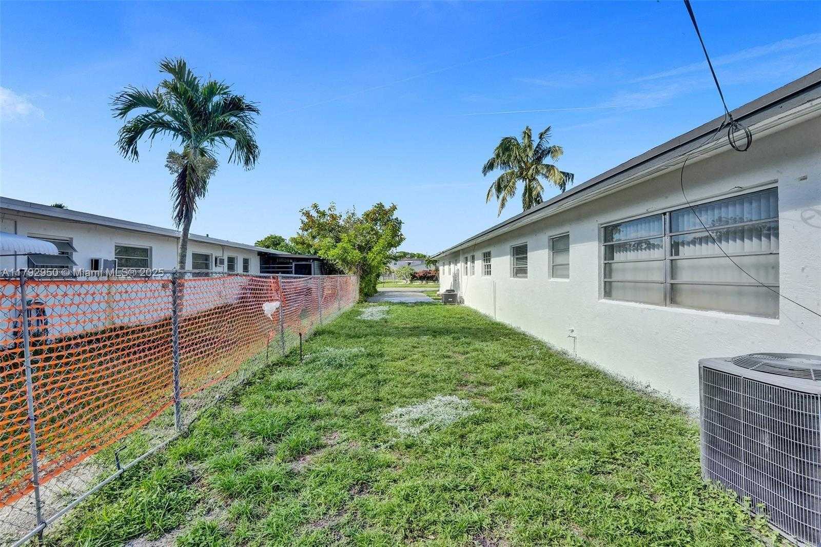 Small Image of 5657 GRANT ST #5, Hollywood Number 52