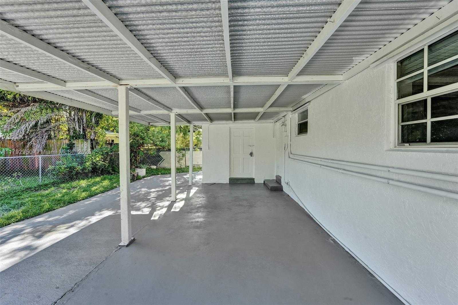 Small Image of 5657 GRANT ST #5, Hollywood Number 59